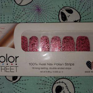 Color Street Love Scene